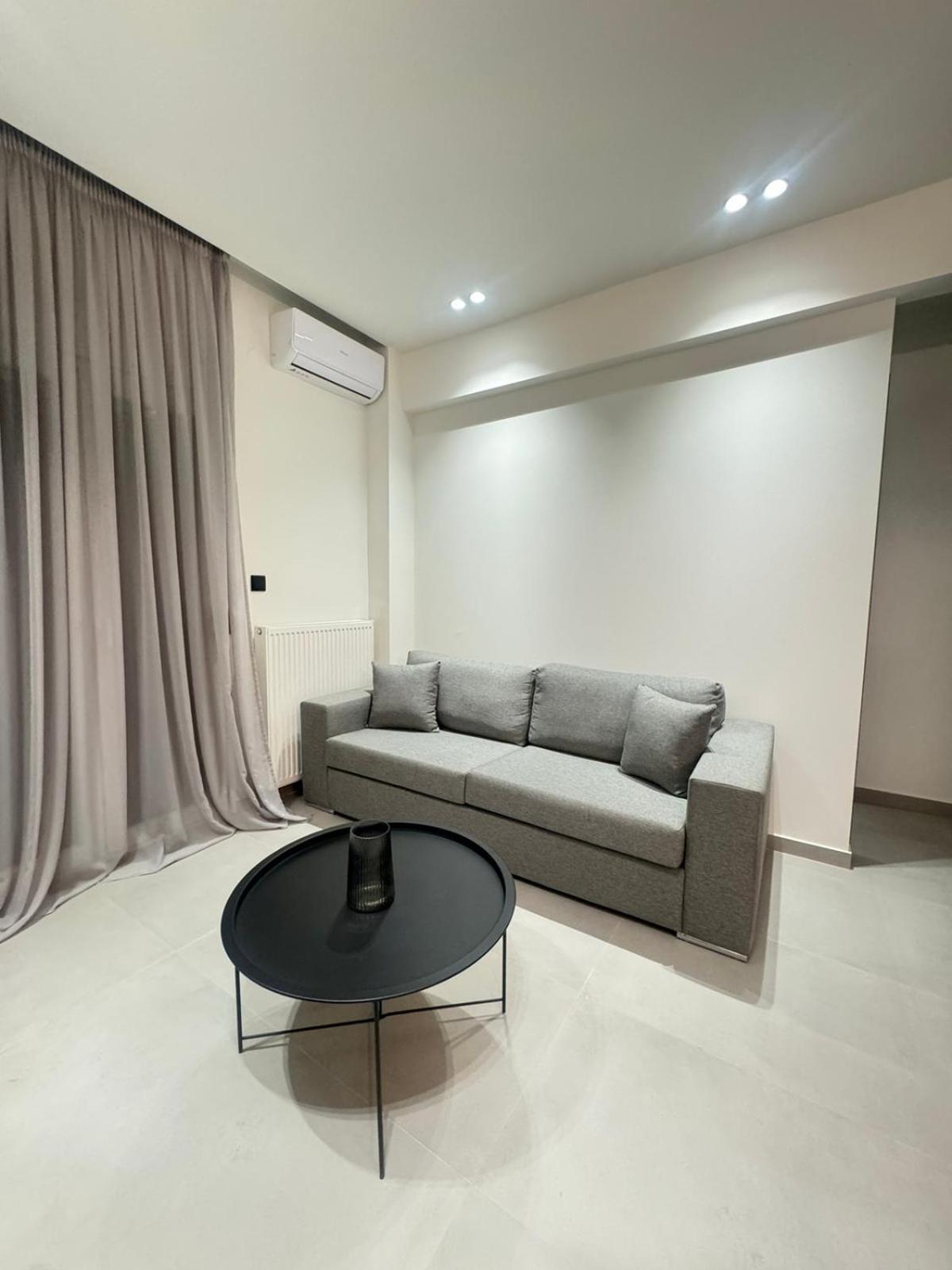 Luna-Your Urban Stay Салоники Экстерьер фото