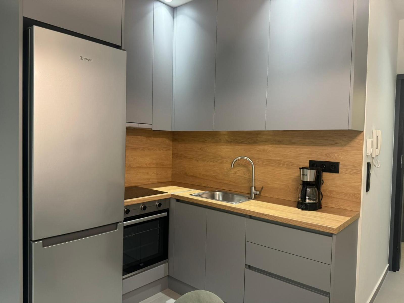 Luna-Your Urban Stay Салоники Экстерьер фото